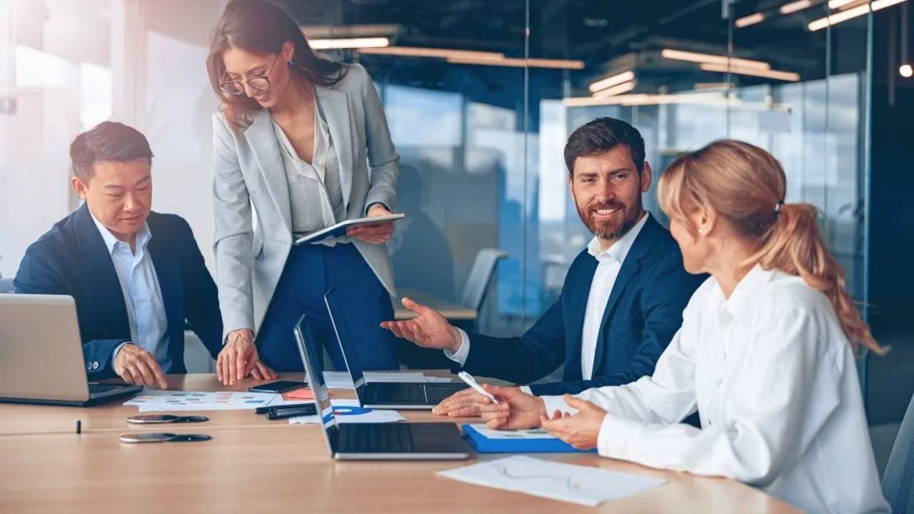 Digital Finance Mastery With Engaging Online Workshops