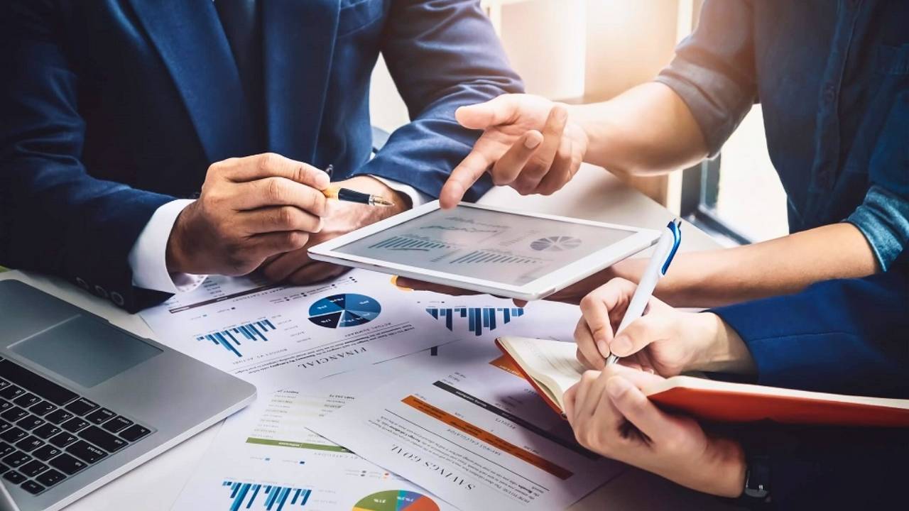 Wealth Growth Strategies for Smart Investors in 2026